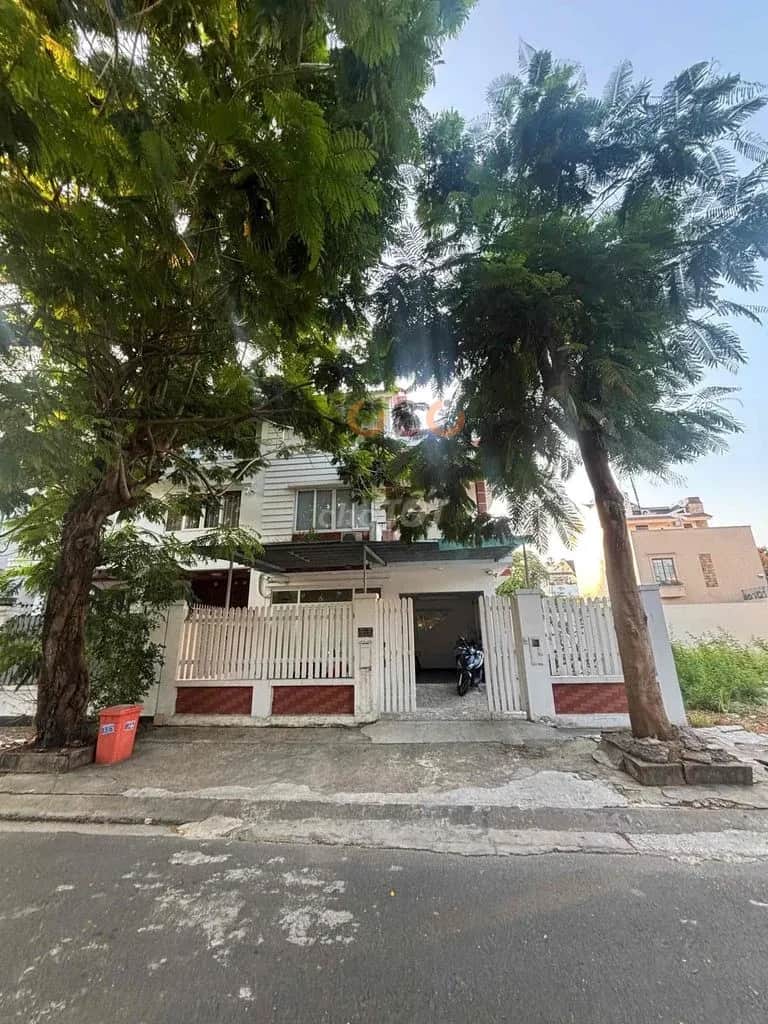 Cho thuê nhà hẻm Đường Số 5 Huyện Nhà Bè, TP.HCM – 5 phòng ngủ, giá 28 triệu Cho thuê nhà hẻm Đường Số 5 Huyện Nhà Bè, TP.HCM – 5 phòng ngủ, giá 28 triệu