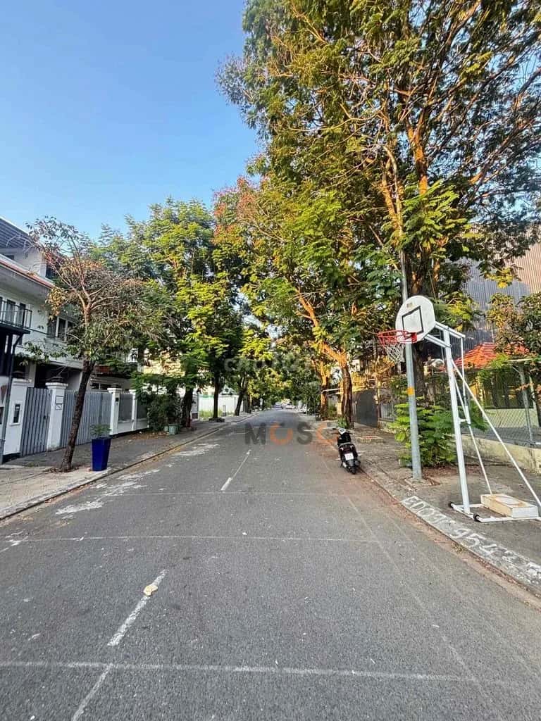 Cho thuê nhà hẻm Đường Số 5 Huyện Nhà Bè, TP.HCM – 5 phòng ngủ, giá 28 triệu — Hình 2 Cho thuê nhà hẻm Đường Số 5 Huyện Nhà Bè, TP.HCM – 5 phòng ngủ, giá 28 triệu — Hình 2