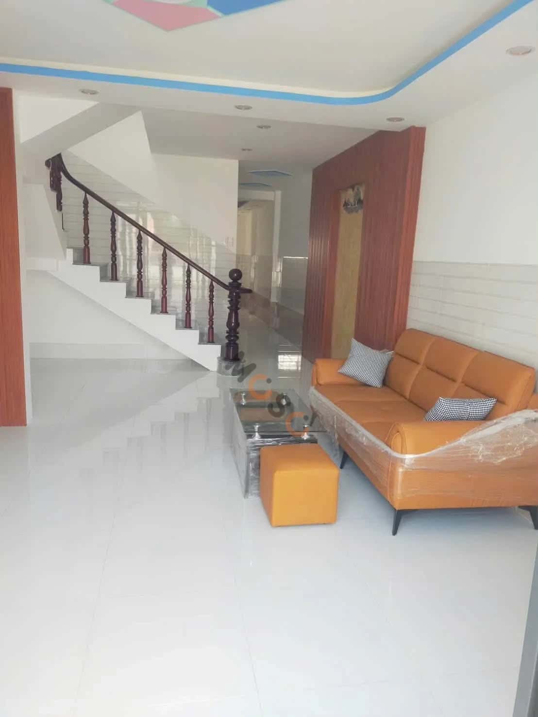 Bán nhà mặt tiền đường Cầu Tam Bình Huyện Cần Đước, Long An – 3 phòng ngủ, giá 2.5 tỷ — Hình 2 Bán nhà mặt tiền đường Cầu Tam Bình Huyện Cần Đước, Long An – 3 phòng ngủ, giá 2.5 tỷ — Hình 2