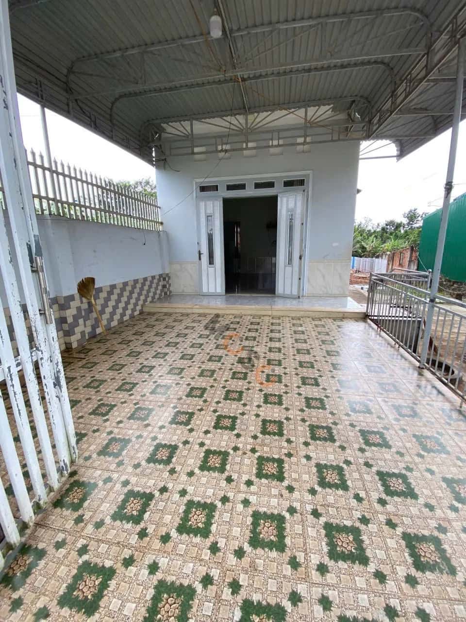 Bán nhà mặt tiền Nguyễn Trường Tộ Thành phố Buôn Ma Thuột, Đắk Lắk – 4 phòng ngủ, giá 3.5 tỷ — Hình 2 Bán nhà mặt tiền Nguyễn Trường Tộ Thành phố Buôn Ma Thuột, Đắk Lắk – 4 phòng ngủ, giá 3.5 tỷ — Hình 2
