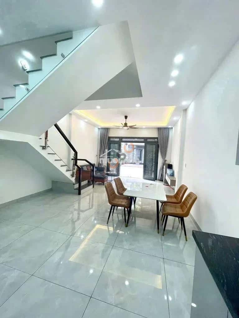 Cho thuê nhà hẻm Ngã 6 An Phú Thành phố Thuận An, TP.HCM – 4 phòng ngủ, giá 13 triệu — Hình 2 Cho thuê nhà hẻm Ngã 6 An Phú Thành phố Thuận An, TP.HCM – 4 phòng ngủ, giá 13 triệu — Hình 2