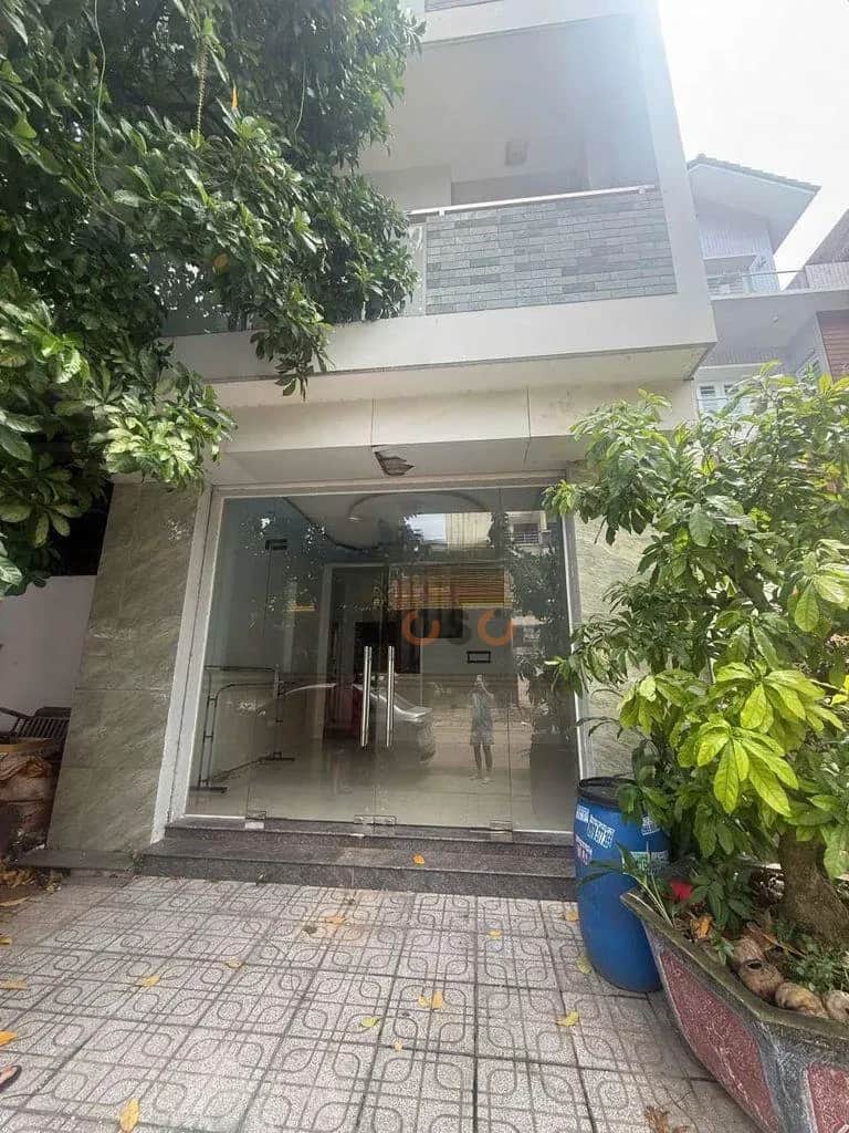 Cho thuê nhà hẻm Đường số 5 Thành phố Dĩ An, Binh Duong – 6 phòng ngủ, giá 15 triệu Cho thuê nhà hẻm Đường số 5 Thành phố Dĩ An, Binh Duong – 6 phòng ngủ, giá 15 triệu