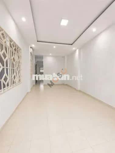 Cho thuê nhà mặt tiền Đường Số 10 Quận 7, TP.HCM – 5 phòng ngủ, giá 35 triệu — Hình 3 Cho thuê nhà mặt tiền Đường Số 10 Quận 7, TP.HCM – 5 phòng ngủ, giá 35 triệu — Hình 3