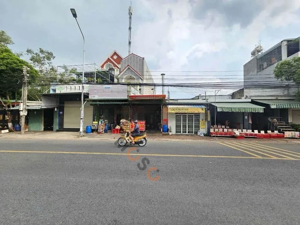 Bán nhà mặt tiền Đường Nguyễn Thái Học Dĩ An, TP.HCM – 2 phòng ngủ, giá 8 tỷ Bán nhà mặt tiền Đường Nguyễn Thái Học Dĩ An, TP.HCM – 2 phòng ngủ, giá 8 tỷ