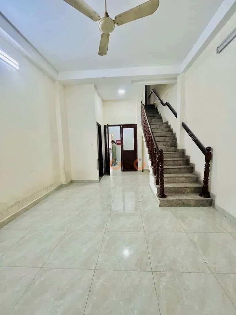 Cho thuê nhà mặt tiền Đường Nguyễn Thái Sơn Gò Vấp, TP.HCM – 5 phòng ngủ, giá 30 triệu — Hình 2 Cho thuê nhà mặt tiền Đường Nguyễn Thái Sơn Gò Vấp, TP.HCM – 5 phòng ngủ, giá 30 triệu — Hình 2
