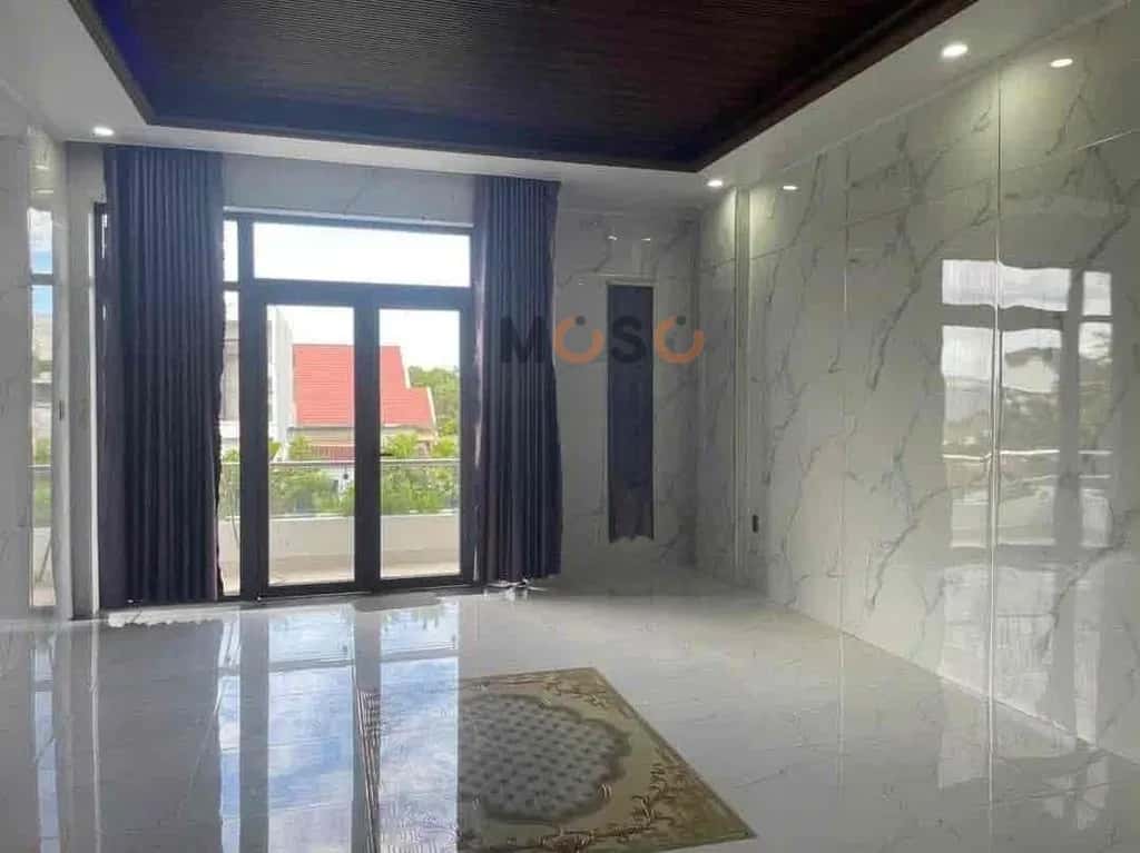 Cho thuê nhà mặt tiền Ngô Mây Hòa Xuân, Đà Nẵng – 4 phòng ngủ, giá 15 triệu — Hình 3 Cho thuê nhà mặt tiền Ngô Mây Hòa Xuân, Đà Nẵng – 4 phòng ngủ, giá 15 triệu — Hình 3