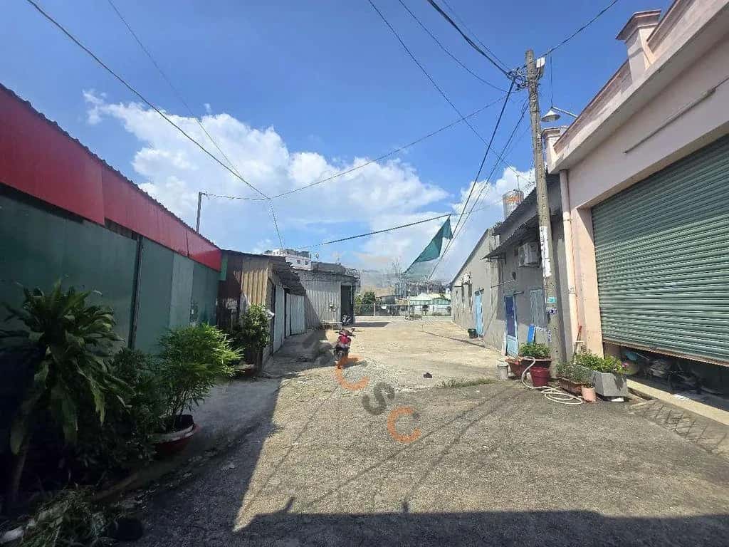 Cho thuê kho, nhà xưởng Hẻm 303 Tân Sơn Nhì Huyện Bình Chánh, TP.HCM – giá 16 triệu — Hình 3 Cho thuê kho, nhà xưởng Hẻm 303 Tân Sơn Nhì Huyện Bình Chánh, TP.HCM – giá 16 triệu — Hình 3