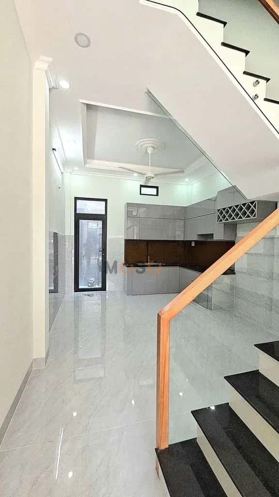 Bán nhà hẻm Lã Xuân Oai Quận 9 cũ, TP.HCM – 4 phòng ngủ, giá 6.5 tỷ — Hình 3 Bán nhà hẻm Lã Xuân Oai Quận 9 cũ, TP.HCM – 4 phòng ngủ, giá 6.5 tỷ — Hình 3
