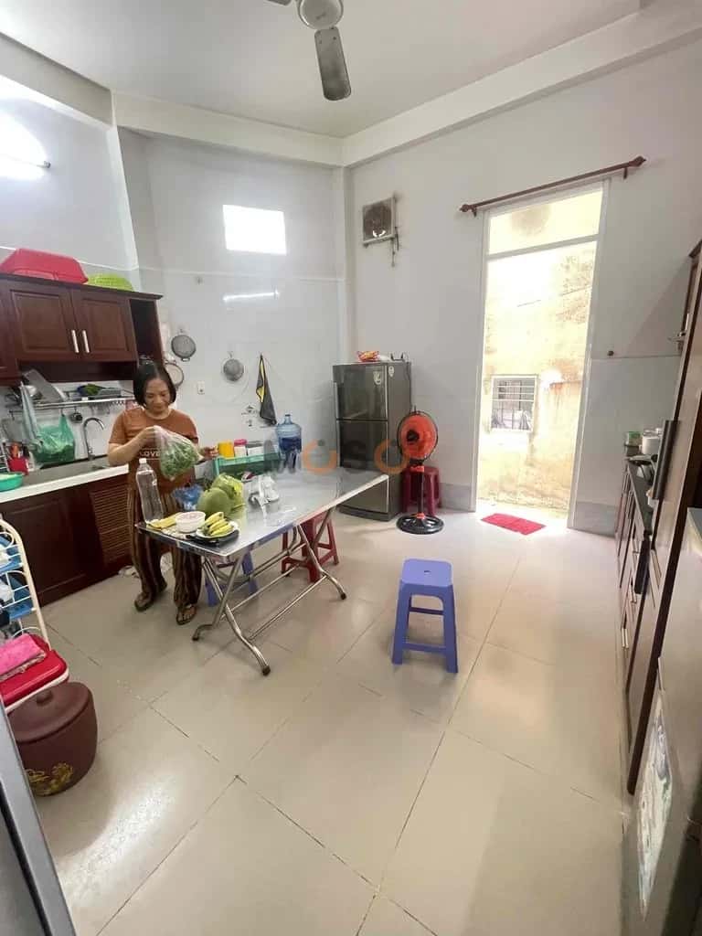Cho thuê nhà mặt tiền Thống Nhất Quận Tân Phú, Ho Chi Minh – 5 phòng ngủ, giá 20 triệu — Hình 3 Cho thuê nhà mặt tiền Thống Nhất Quận Tân Phú, Ho Chi Minh – 5 phòng ngủ, giá 20 triệu — Hình 3