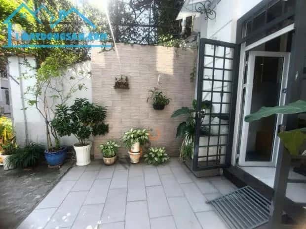 Cho thuê nhà mặt tiền Đường Điện Biên Phủ Quận 10, TP.HCM – giá 11 triệu — Hình 3 Cho thuê nhà mặt tiền Đường Điện Biên Phủ Quận 10, TP.HCM – giá 11 triệu — Hình 3
