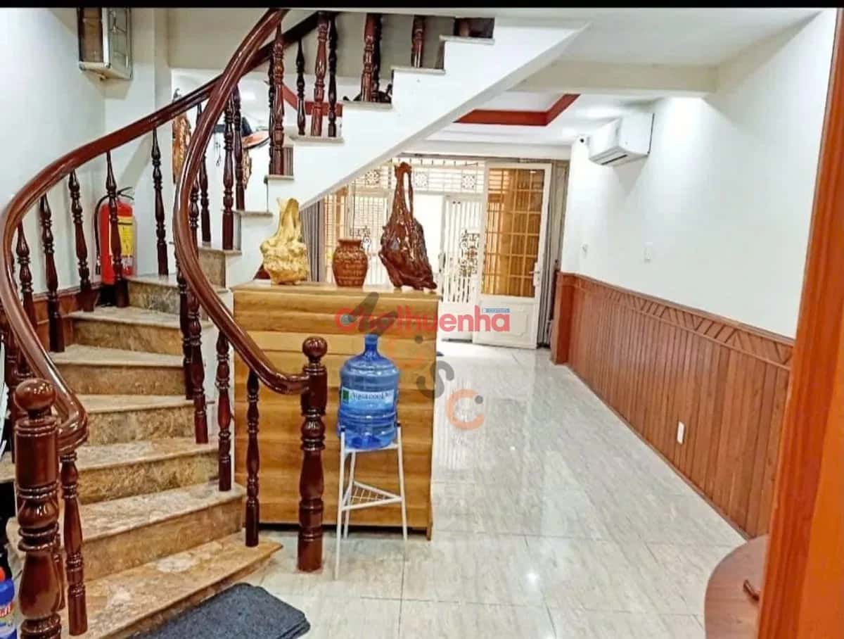 Cho thuê nhà hẻm Đường Võ Thị Sáu Quận 3, TP.HCM – 5 phòng ngủ, giá 26 triệu — Hình 3 Cho thuê nhà hẻm Đường Võ Thị Sáu Quận 3, TP.HCM – 5 phòng ngủ, giá 26 triệu — Hình 3