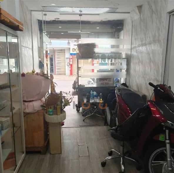Bán nhà mặt tiền Hưng Phú Quận 8, TP.HCM – 4 phòng ngủ, giá 8.7 tỷ — Hình 2 Bán nhà mặt tiền Hưng Phú Quận 8, TP.HCM – 4 phòng ngủ, giá 8.7 tỷ — Hình 2