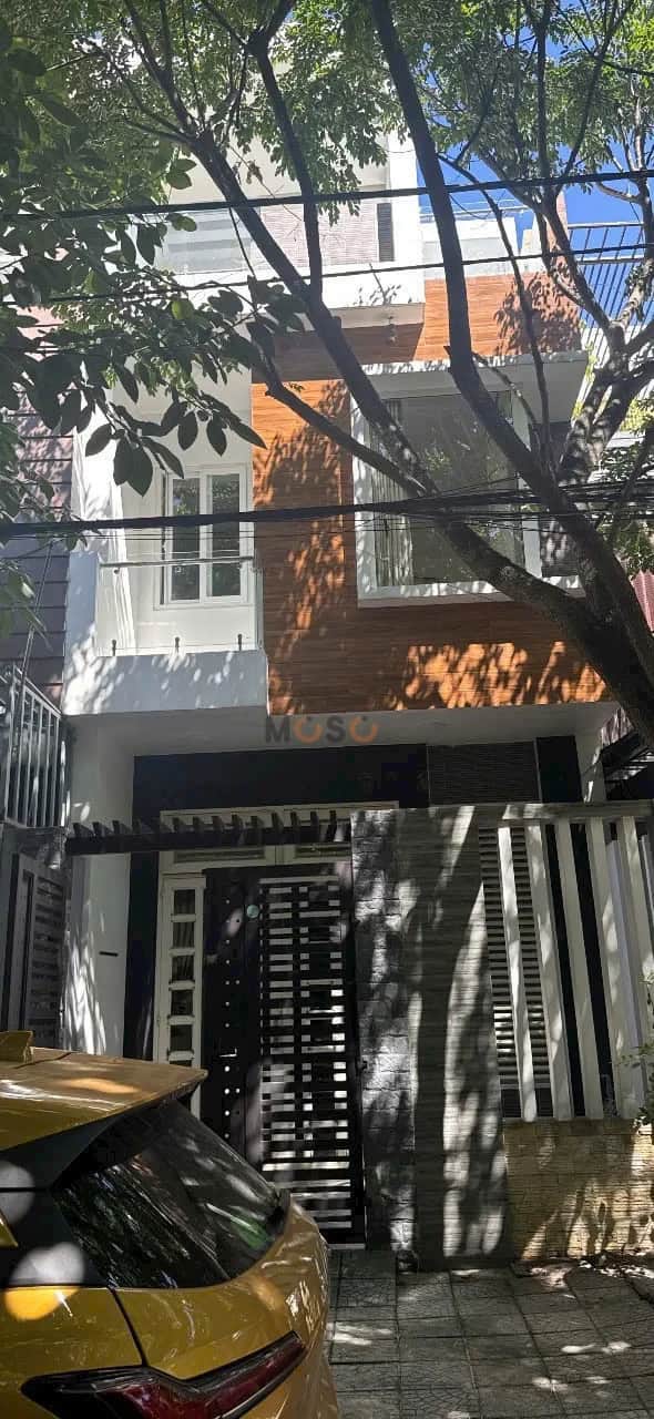 Bán nhà mặt tiền Phú Lộc 21 Quận Liên Chiểu, TP. Đà Nẵng – 3 phòng ngủ, giá 6.4 tỷ Bán nhà mặt tiền Phú Lộc 21 Quận Liên Chiểu, TP. Đà Nẵng – 3 phòng ngủ, giá 6.4 tỷ