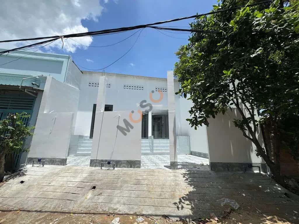 Cho thuê phòng trọ Đường Đặng Thúc Vịnh Huyện Hóc Môn, TP.HCM – 2 phòng ngủ, giá 4.5 triệu — Hình 2 Cho thuê phòng trọ Đường Đặng Thúc Vịnh Huyện Hóc Môn, TP.HCM – 2 phòng ngủ, giá 4.5 triệu — Hình 2