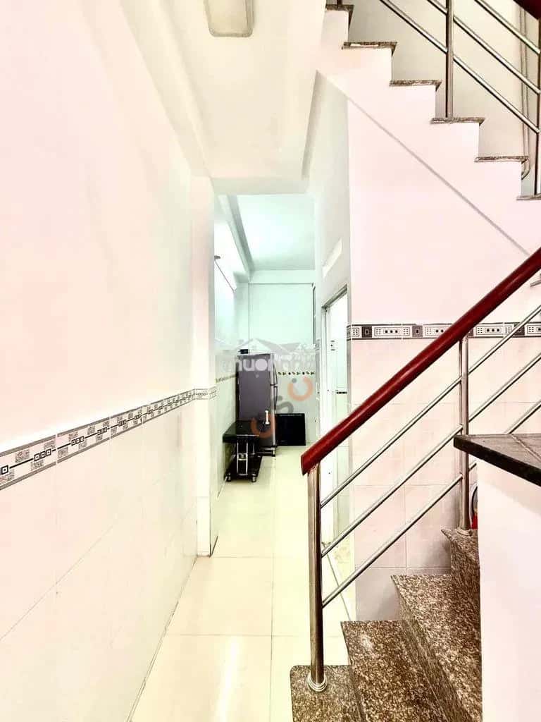 Cho thuê căn hộ chung cư Hẻm 100 Thích Quảng Đức Quận Phú Nhuận, TP.HCM – 3 phòng ngủ, giá 11 triệu — Hình 3 Cho thuê căn hộ chung cư Hẻm 100 Thích Quảng Đức Quận Phú Nhuận, TP.HCM – 3 phòng ngủ, giá 11 triệu — Hình 3