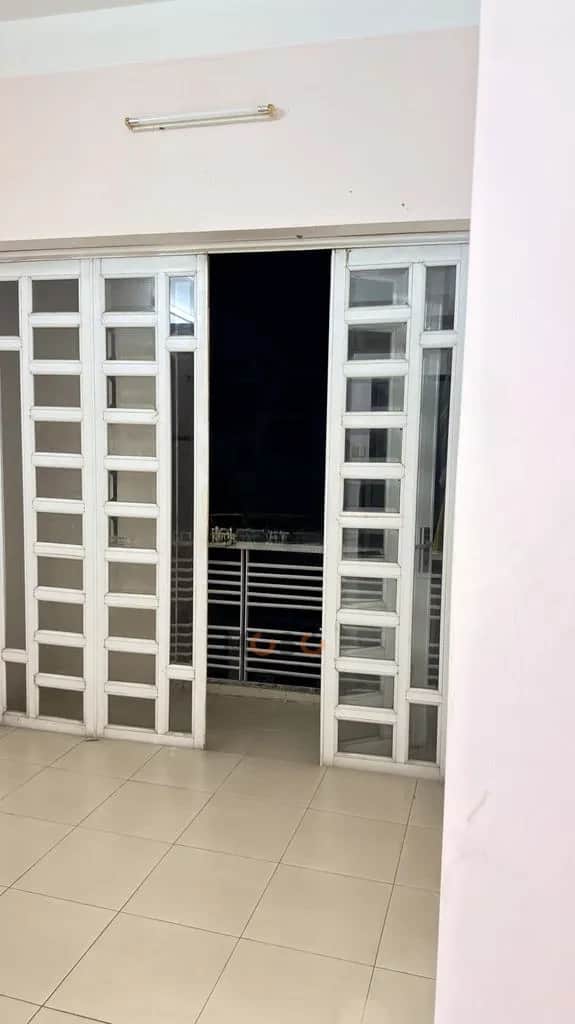 Cho thuê phòng trọ Nguyễn Thiện Thuật Quận 3, Ho Chi Minh – 1 phòng ngủ, giá 3.5 triệu Cho thuê phòng trọ Nguyễn Thiện Thuật Quận 3, Ho Chi Minh – 1 phòng ngủ, giá 3.5 triệu