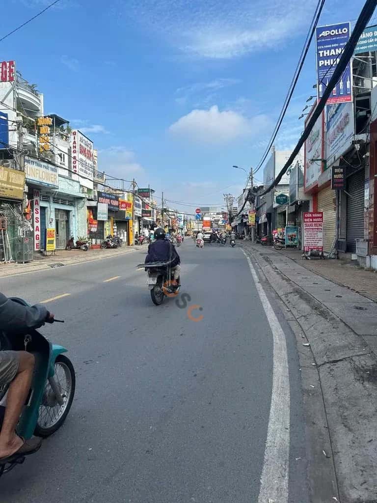 Cho thuê nhà mặt tiền Đường Tô Ngọc Vân Thủ Đức, TP.HCM – giá 20 triệu — Hình 3 Cho thuê nhà mặt tiền Đường Tô Ngọc Vân Thủ Đức, TP.HCM – giá 20 triệu — Hình 3