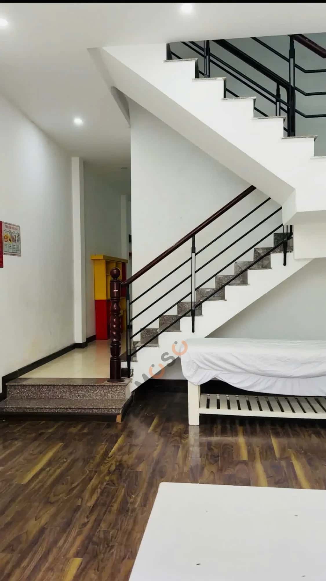 Bán nhà hẻm Lê Văn Sỹ Quận 3, TP.HCM – 4 phòng ngủ, giá 11.6 tỷ — Hình 2 Bán nhà hẻm Lê Văn Sỹ Quận 3, TP.HCM – 4 phòng ngủ, giá 11.6 tỷ — Hình 2