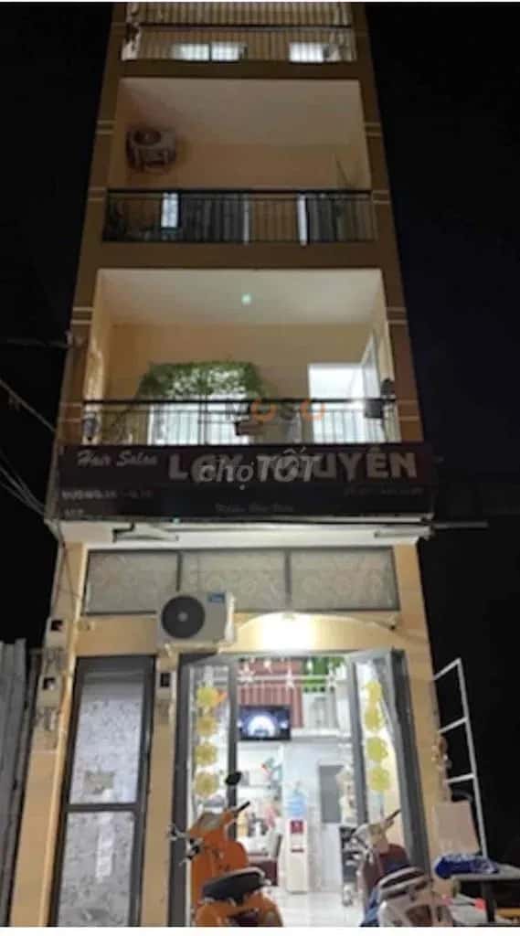 Cho thuê nhà mặt tiền Đường Phạm Văn Đồng Thủ Đức, TP.HCM – 2 phòng ngủ, giá 5.5 triệu — Hình 2 Cho thuê nhà mặt tiền Đường Phạm Văn Đồng Thủ Đức, TP.HCM – 2 phòng ngủ, giá 5.5 triệu — Hình 2