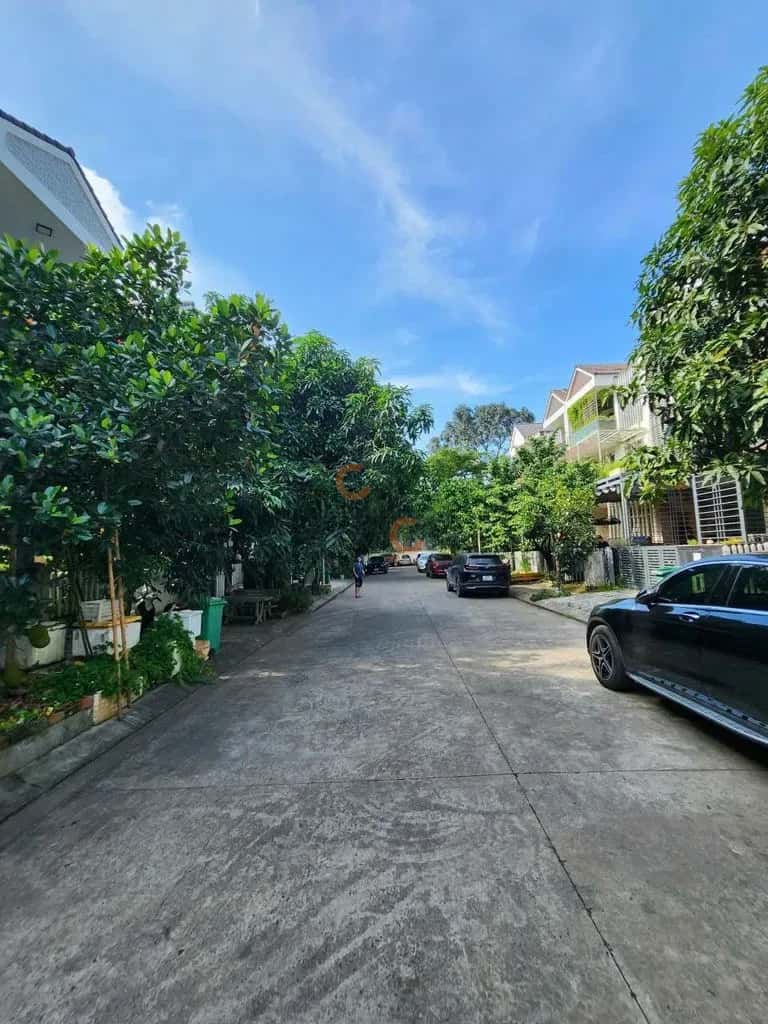 Cho thuê nhà hẻm Quốc lộ 13 Thủ Đức, TP.HCM – 4 phòng ngủ, giá 22 triệu — Hình 2 Cho thuê nhà hẻm Quốc lộ 13 Thủ Đức, TP.HCM – 4 phòng ngủ, giá 22 triệu — Hình 2