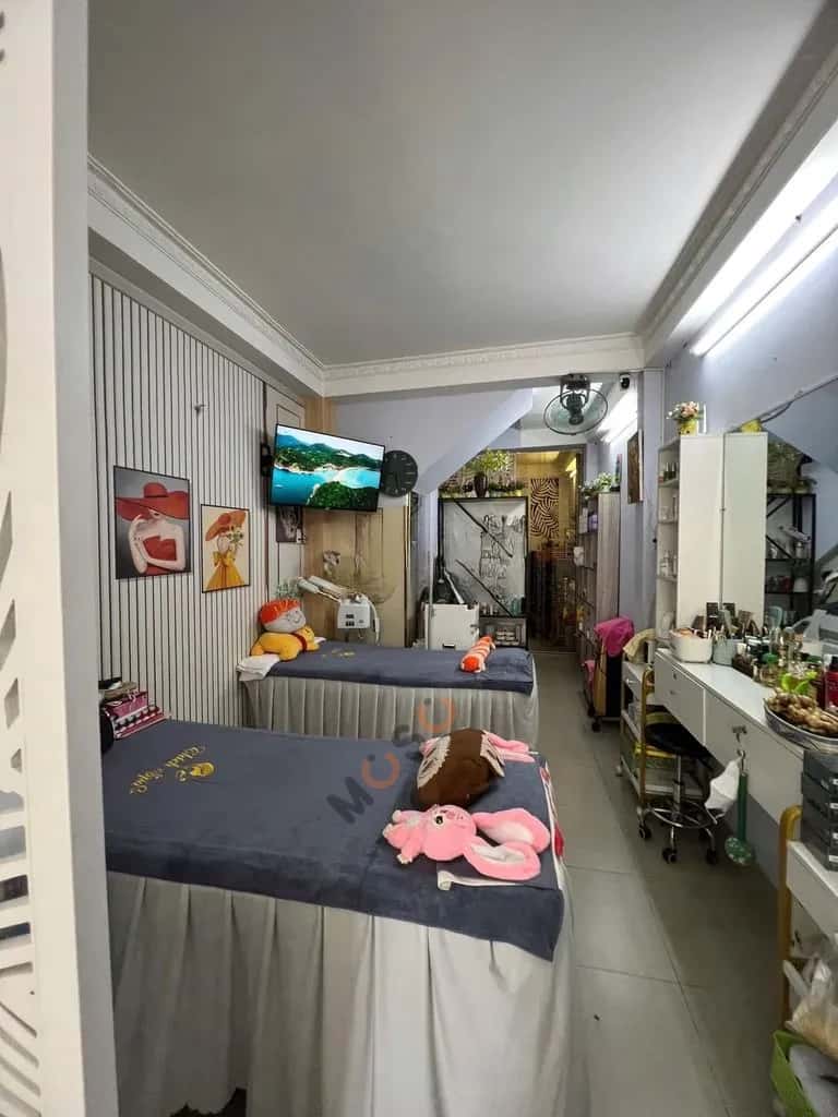 Cho thuê nhà mặt tiền Bà Hạt Quận 10, TP.HCM – 6 phòng ngủ, giá 26 triệu — Hình 3 Cho thuê nhà mặt tiền Bà Hạt Quận 10, TP.HCM – 6 phòng ngủ, giá 26 triệu — Hình 3
