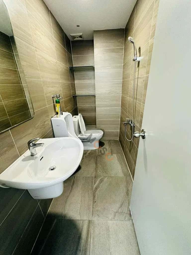 Cho thuê nhà mặt tiền Hẻm 1428 Quận 7, TP.HCM – 5 phòng ngủ, giá 55 triệu — Hình 2 Cho thuê nhà mặt tiền Hẻm 1428 Quận 7, TP.HCM – 5 phòng ngủ, giá 55 triệu — Hình 2