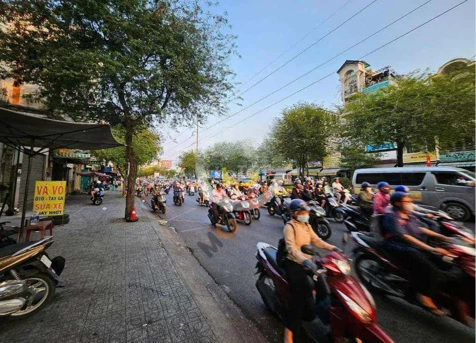 Cho thuê văn phòng Đường Hồng Bàng Quận 6, TP.HCM – giá 100 triệu — Hình 3 Cho thuê văn phòng Đường Hồng Bàng Quận 6, TP.HCM – giá 100 triệu — Hình 3
