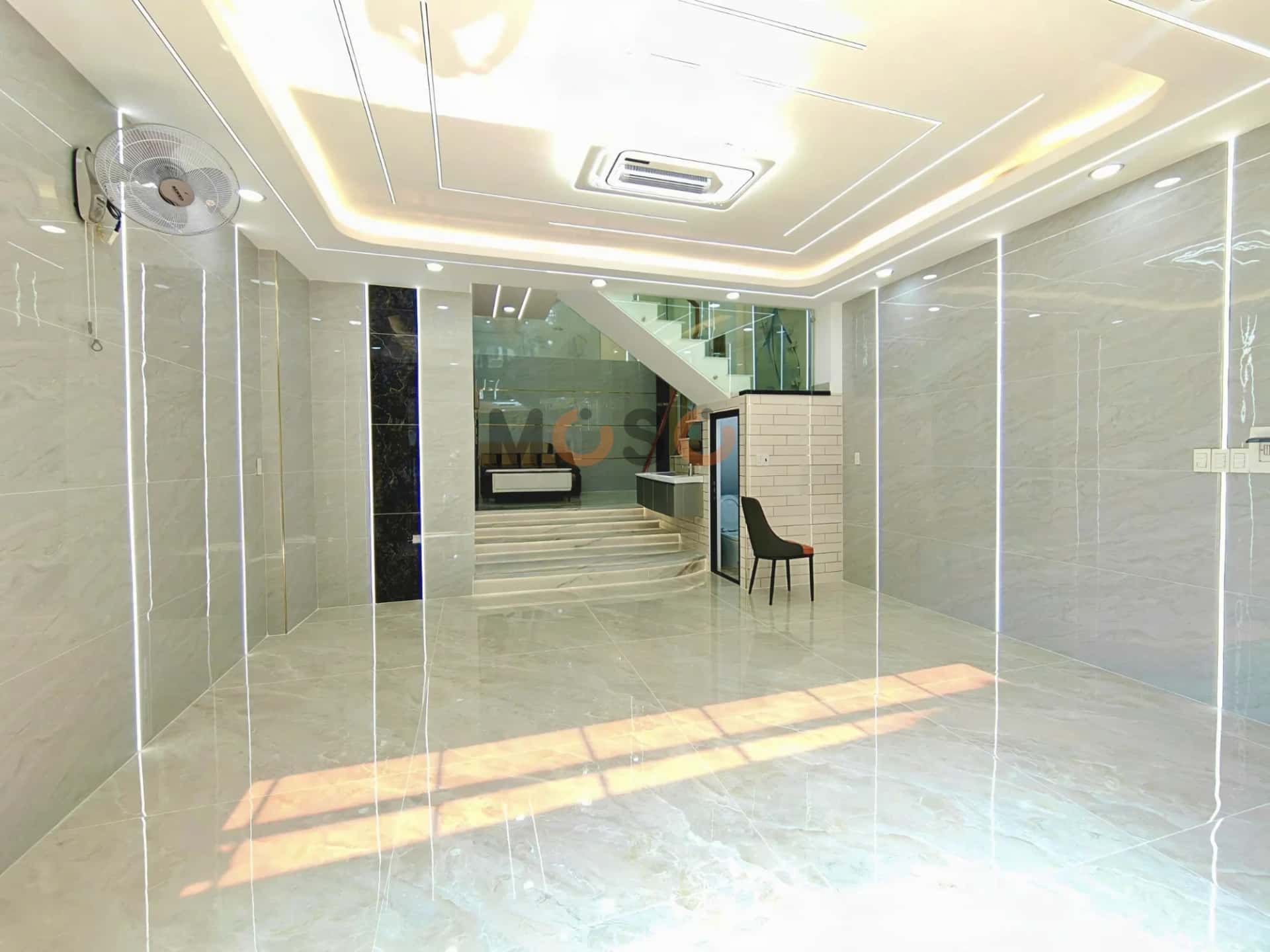 Bán nhà hẻm Chiến Lược Quận Bình Tân, TP.HCM – 5 phòng ngủ, giá 7.6 tỷ — Hình 2 Bán nhà hẻm Chiến Lược Quận Bình Tân, TP.HCM – 5 phòng ngủ, giá 7.6 tỷ — Hình 2