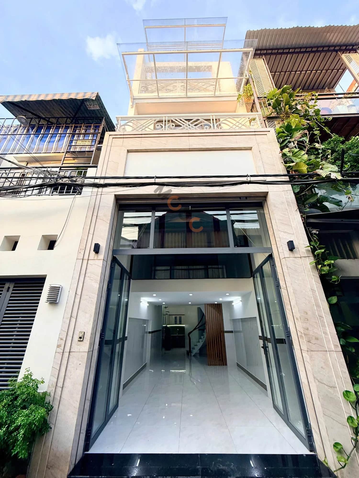 Bán nhà hẻm Lô Tư Quận Bình Tân, TP.HCM – 6 phòng ngủ, giá 8.4 tỷ Bán nhà hẻm Lô Tư Quận Bình Tân, TP.HCM – 6 phòng ngủ, giá 8.4 tỷ