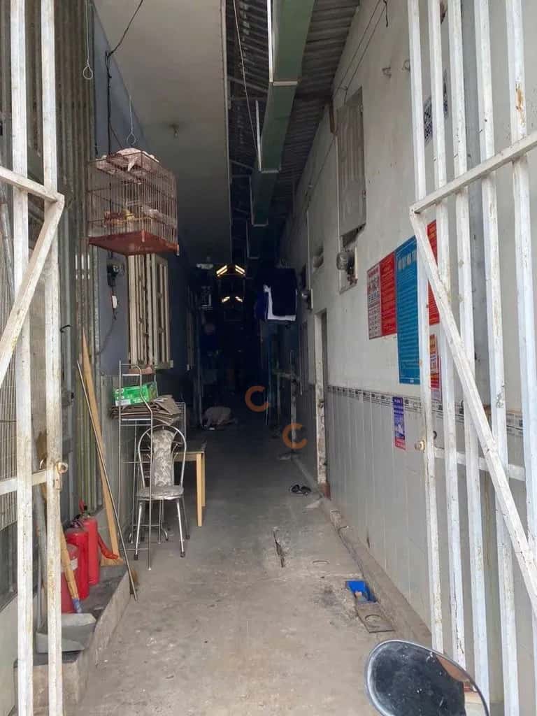Bán nhà hẻm Đường tỉnh 743 Dĩ An, TP.HCM – 10 phòng ngủ, giá 8.5 tỷ — Hình 3 Bán nhà hẻm Đường tỉnh 743 Dĩ An, TP.HCM – 10 phòng ngủ, giá 8.5 tỷ — Hình 3
