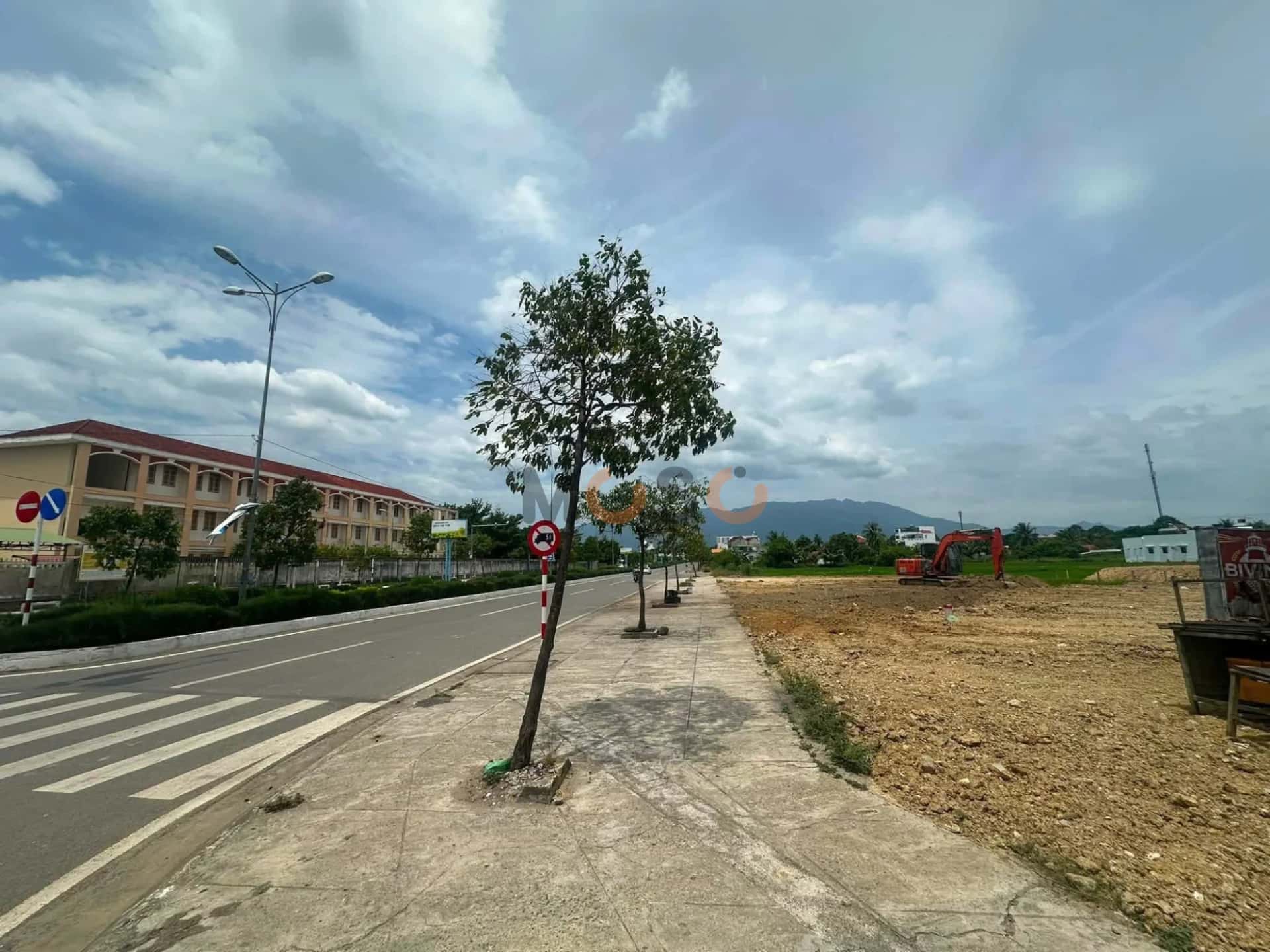 Bán đất đường 2 tháng 4 Thị xã Ninh Hòa, Khánh Hòa – giá 5.8 tỷ — Hình 3 Bán đất đường 2 tháng 4 Thị xã Ninh Hòa, Khánh Hòa – giá 5.8 tỷ — Hình 3
