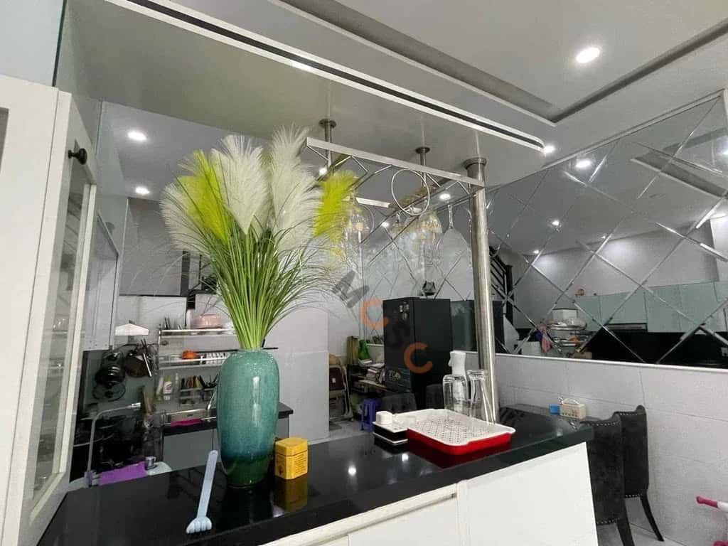 Cho thuê nhà hẻm Đường Số 2 Quận 7, TP.HCM – 2 phòng ngủ, giá 12.5 triệu — Hình 2 Cho thuê nhà hẻm Đường Số 2 Quận 7, TP.HCM – 2 phòng ngủ, giá 12.5 triệu — Hình 2