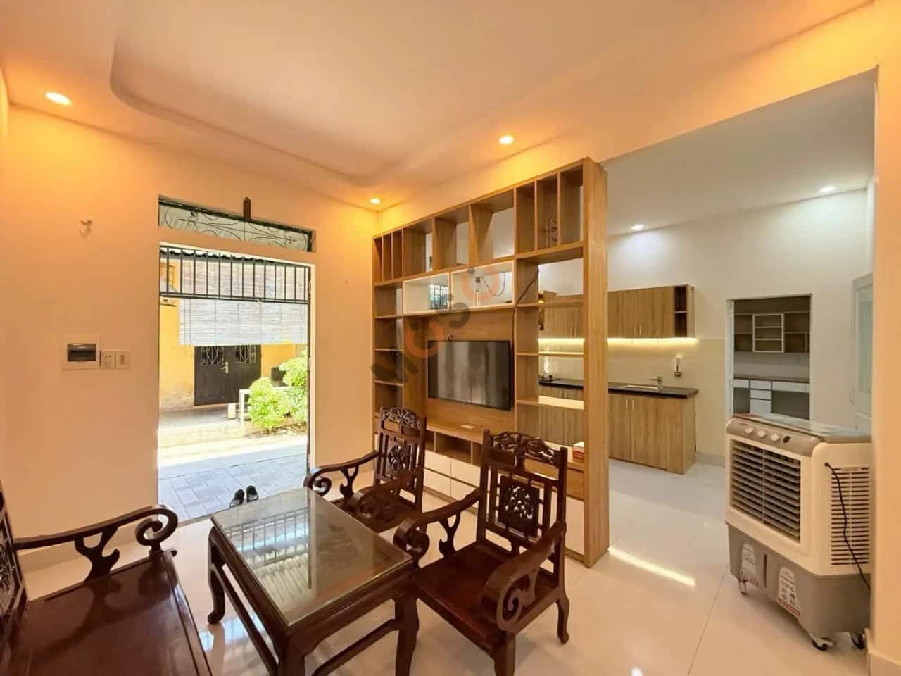 Bán nhà hẻm Trần Phú Quận Thuận Hóa, TP. Huế – 2 phòng ngủ, giá 1.9 tỷ — Hình 2 Bán nhà hẻm Trần Phú Quận Thuận Hóa, TP. Huế – 2 phòng ngủ, giá 1.9 tỷ — Hình 2