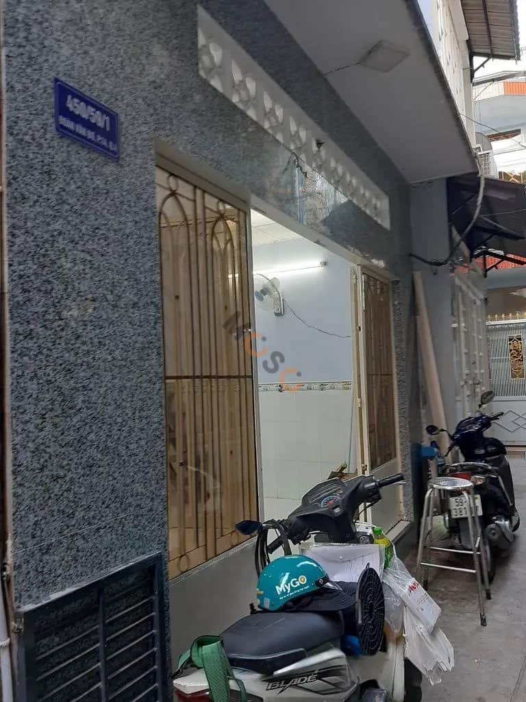 Cho thuê nhà hẻm Đoàn Văn Bơ Quận 4, TP.HCM – 2 phòng ngủ, giá 6 triệu Cho thuê nhà hẻm Đoàn Văn Bơ Quận 4, TP.HCM – 2 phòng ngủ, giá 6 triệu