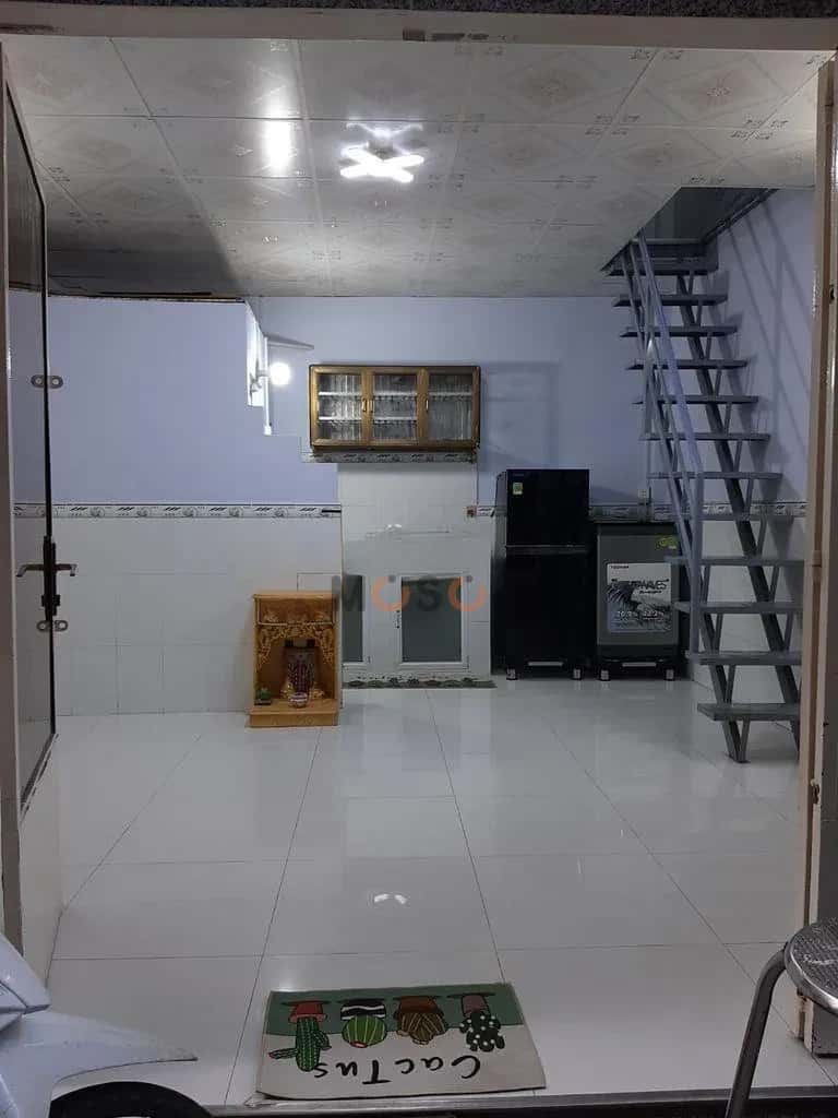 Cho thuê nhà hẻm Đoàn Văn Bơ Quận 4, TP.HCM – 2 phòng ngủ, giá 6 triệu — Hình 2 Cho thuê nhà hẻm Đoàn Văn Bơ Quận 4, TP.HCM – 2 phòng ngủ, giá 6 triệu — Hình 2