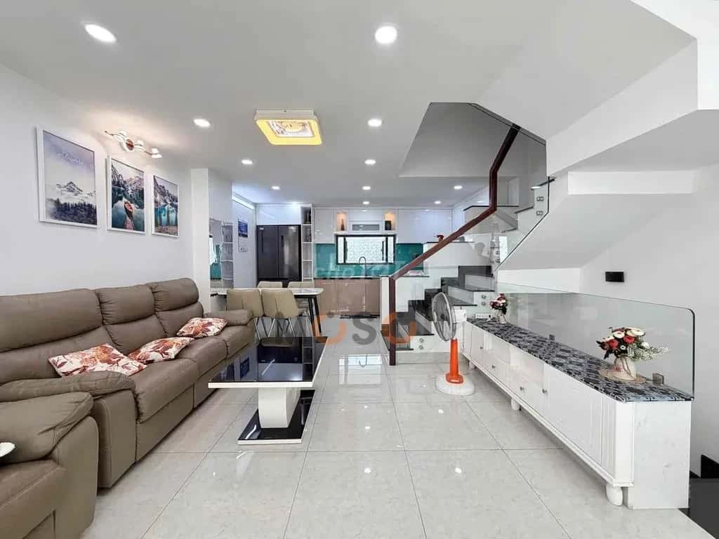 Bán nhà hẻm Hẻm 87 Lê Văn Duyệt Bình Thạnh, TP.HCM – 4 phòng ngủ, giá 15.5 tỷ — Hình 3 Bán nhà hẻm Hẻm 87 Lê Văn Duyệt Bình Thạnh, TP.HCM – 4 phòng ngủ, giá 15.5 tỷ — Hình 3