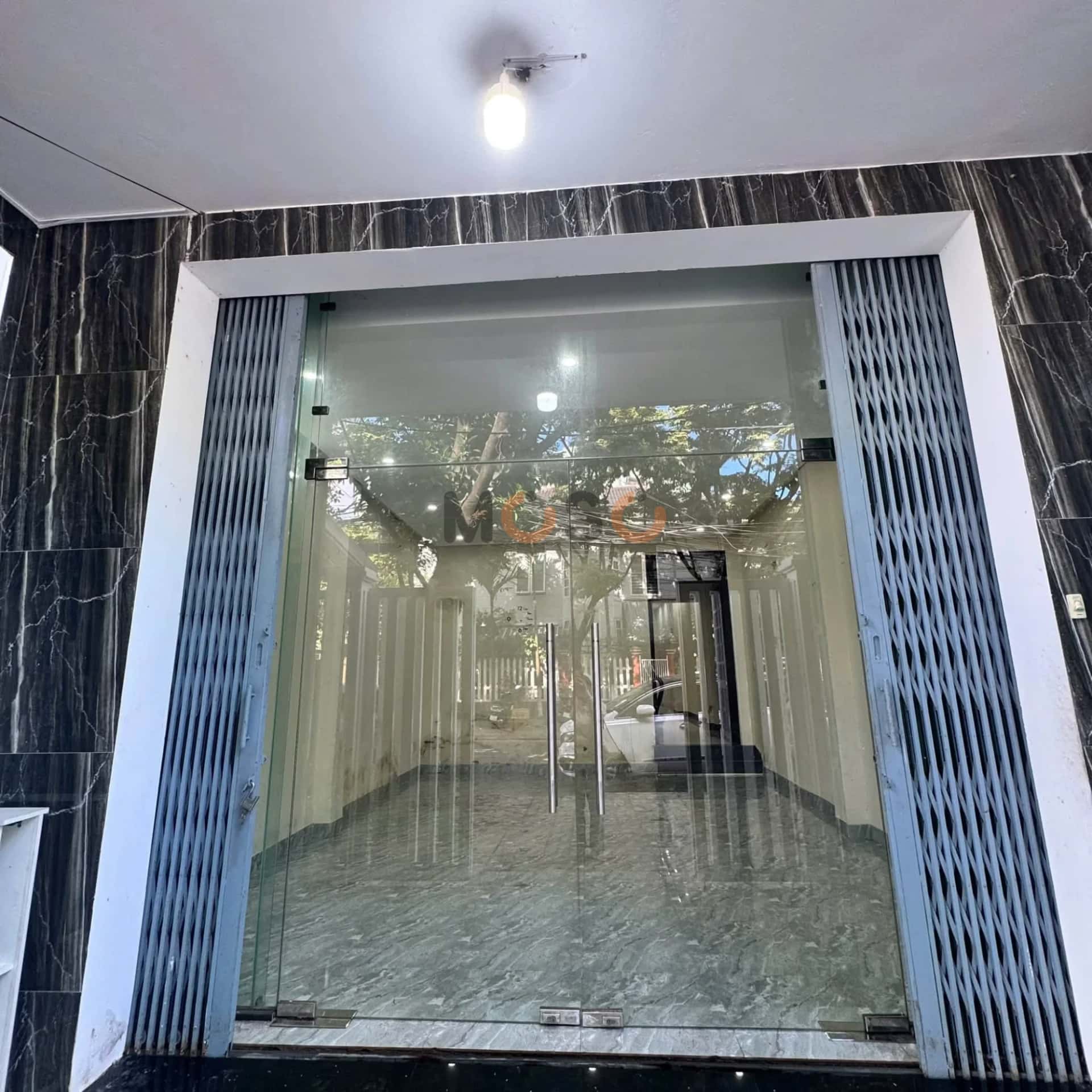 Bán nhà mặt tiền Lý Nhân Tông Quận Hải Châu, TP. Đà Nẵng – 3 phòng ngủ, giá 10.5 tỷ — Hình 2 Bán nhà mặt tiền Lý Nhân Tông Quận Hải Châu, TP. Đà Nẵng – 3 phòng ngủ, giá 10.5 tỷ — Hình 2