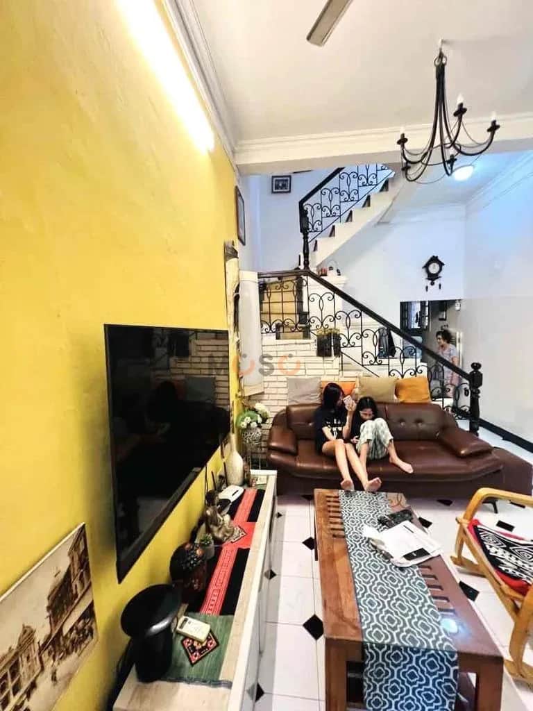 Bán nhà hẻm Phố Quan Hoa Nghĩa Đô, Hà Nội – 4 phòng ngủ, giá 8.9 tỷ Bán nhà hẻm Phố Quan Hoa Nghĩa Đô, Hà Nội – 4 phòng ngủ, giá 8.9 tỷ