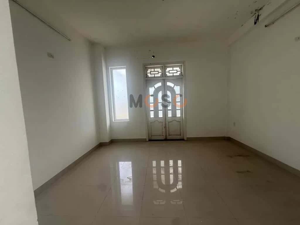 Cho thuê nhà mặt tiền Nại Nam Hòa Cường, Đà Nẵng – 6 phòng ngủ, giá 30 triệu — Hình 2 Cho thuê nhà mặt tiền Nại Nam Hòa Cường, Đà Nẵng – 6 phòng ngủ, giá 30 triệu — Hình 2