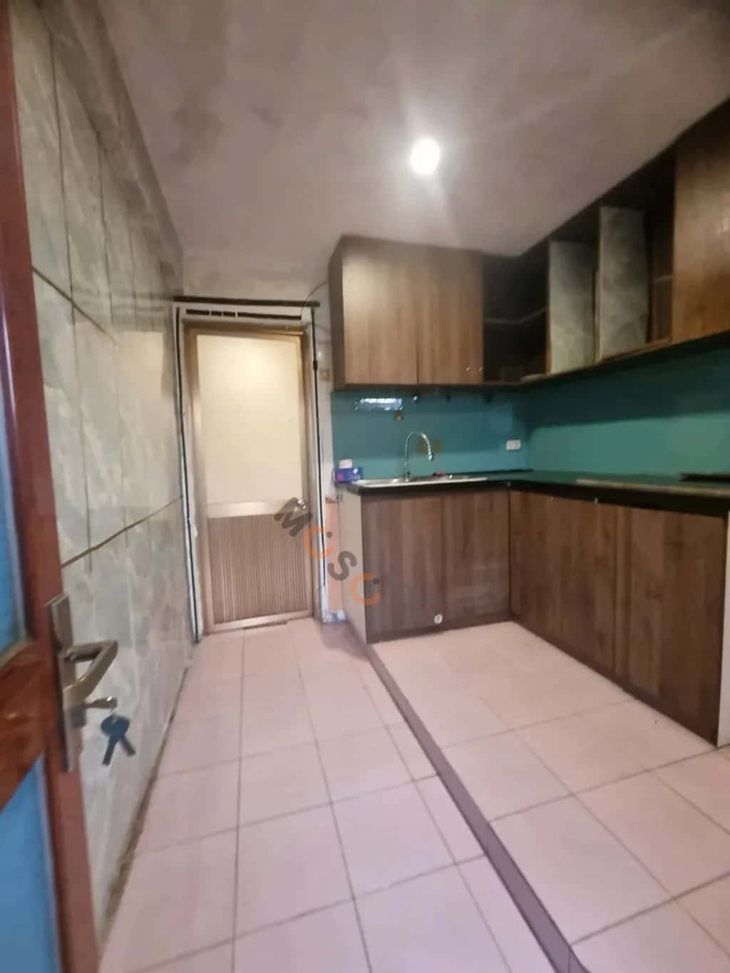 Cho thuê căn hộ chung cư Ngõ Thịnh Quang Đống Đa, Hà Nội – 1 phòng ngủ, giá 5.5 triệu — Hình 3 Cho thuê căn hộ chung cư Ngõ Thịnh Quang Đống Đa, Hà Nội – 1 phòng ngủ, giá 5.5 triệu — Hình 3