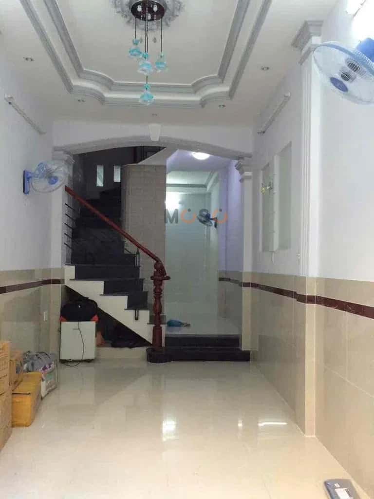 Cho thuê nhà hẻm Đường Nguyễn Văn Trỗi Quận Phú Nhuận, TP.HCM – 5 phòng ngủ, giá 15 triệu — Hình 3 Cho thuê nhà hẻm Đường Nguyễn Văn Trỗi Quận Phú Nhuận, TP.HCM – 5 phòng ngủ, giá 15 triệu — Hình 3