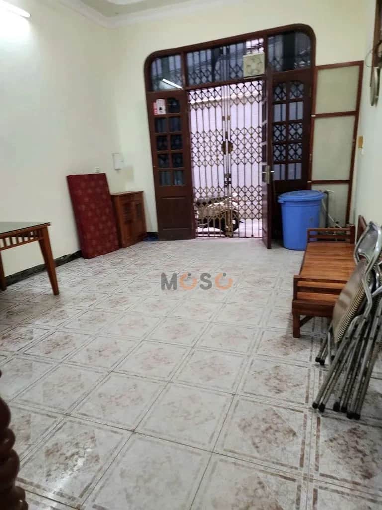 Cho thuê nhà hẻm Đường Láng Đống Đa, Hà Nội – 3 phòng ngủ, giá 12 triệu Cho thuê nhà hẻm Đường Láng Đống Đa, Hà Nội – 3 phòng ngủ, giá 12 triệu
