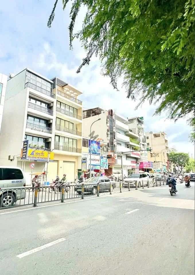 Cho thuê nhà mặt tiền Lê Văn Duyệt Quận Bình Thạnh, TP.HCM – 1 phòng ngủ, giá 75 triệu — Hình 2 Cho thuê nhà mặt tiền Lê Văn Duyệt Quận Bình Thạnh, TP.HCM – 1 phòng ngủ, giá 75 triệu — Hình 2
