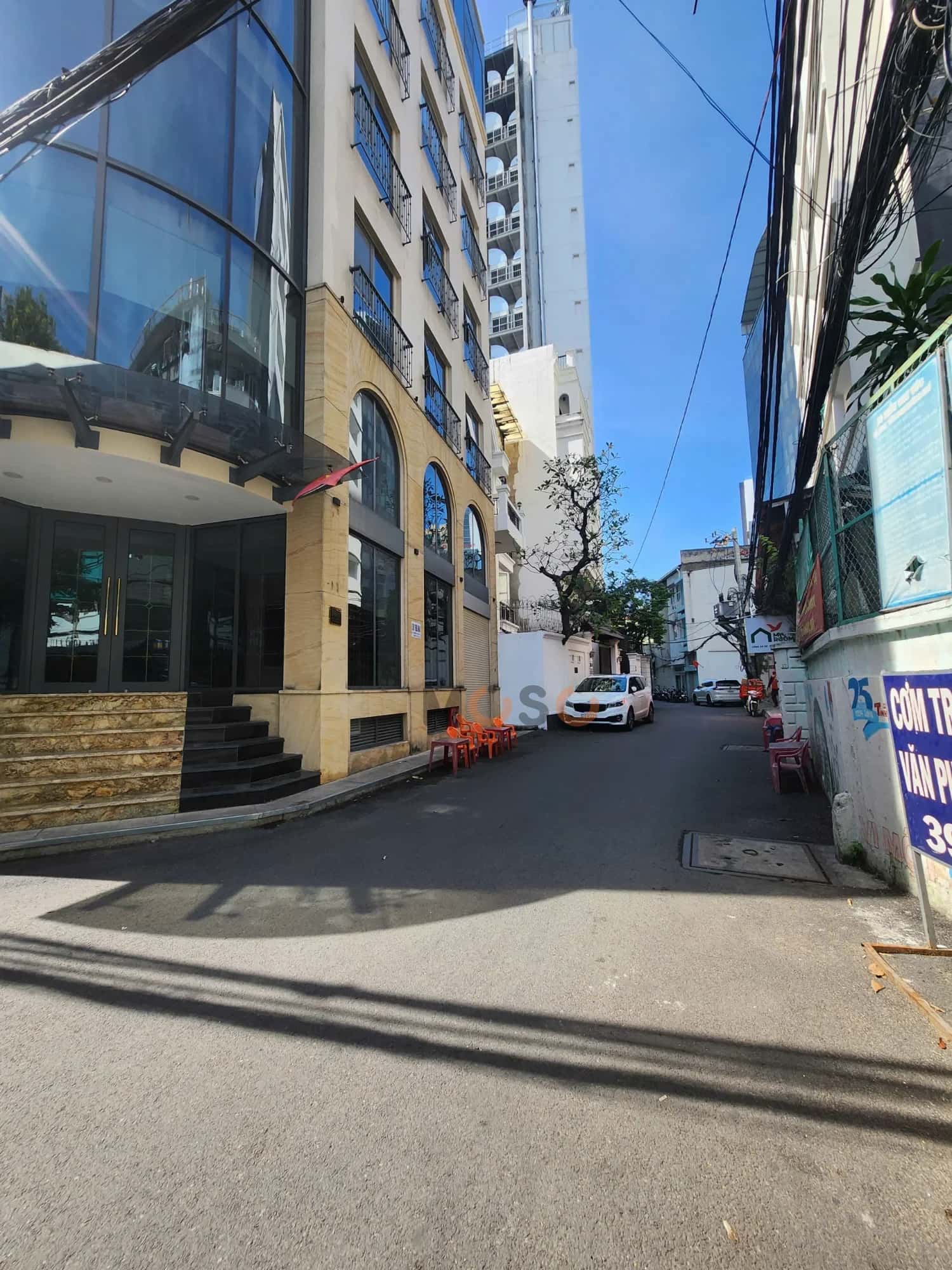 Cho thuê nhà mặt tiền Nguyễn Văn Trỗi Quận Phú Nhuận, TP.HCM – 1 phòng ngủ, giá 150 triệu — Hình 2 Cho thuê nhà mặt tiền Nguyễn Văn Trỗi Quận Phú Nhuận, TP.HCM – 1 phòng ngủ, giá 150 triệu — Hình 2