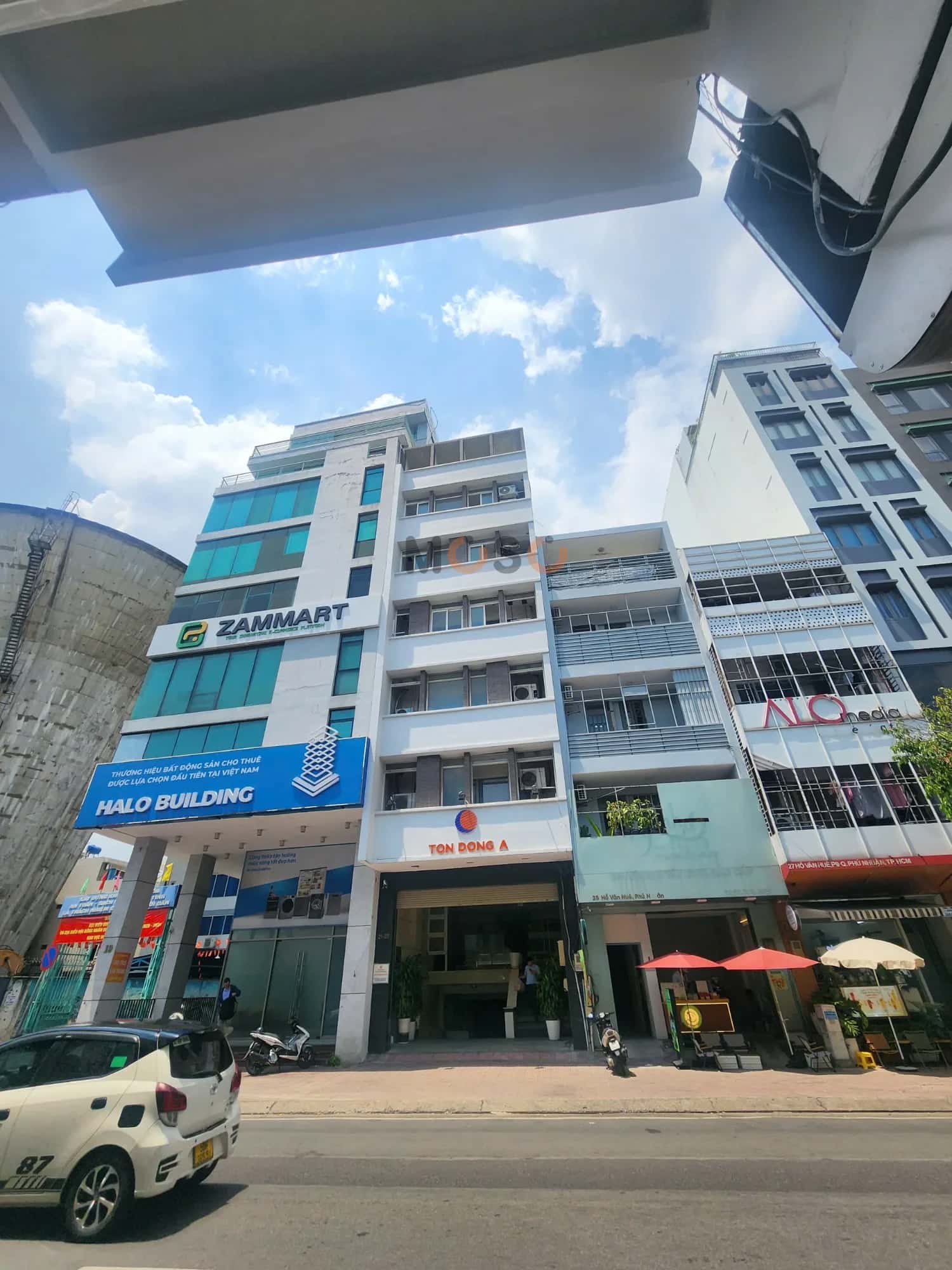 Cho thuê nhà mặt tiền Hồ Văn Huê Quận Phú Nhuận, TP.HCM – 1 phòng ngủ, giá 100 triệu — Hình 3 Cho thuê nhà mặt tiền Hồ Văn Huê Quận Phú Nhuận, TP.HCM – 1 phòng ngủ, giá 100 triệu — Hình 3