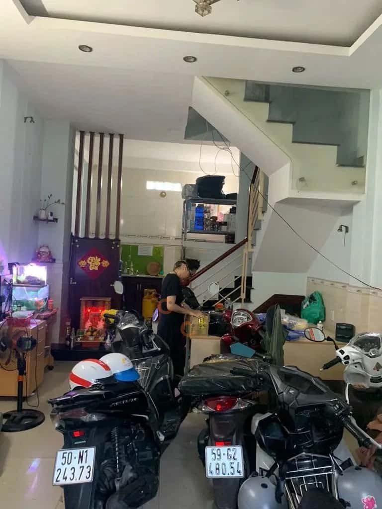 Cho thuê nhà hẻm Bùi Quang Là Gò Vấp, Ho Chi Minh – 4 phòng ngủ, giá 10 triệu — Hình 3 Cho thuê nhà hẻm Bùi Quang Là Gò Vấp, Ho Chi Minh – 4 phòng ngủ, giá 10 triệu — Hình 3