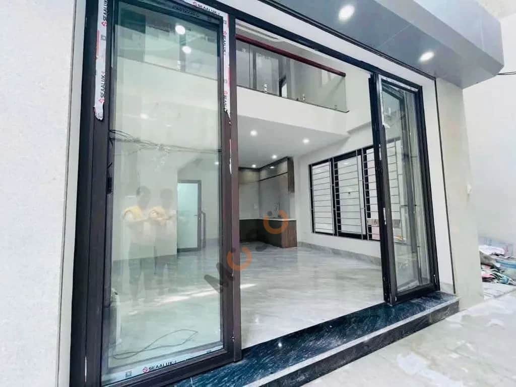 Cho thuê nhà hẻm Đường Nguyễn Văn Cừ Bồ Đề, Hà Nội – 3 phòng ngủ, giá 11 triệu Cho thuê nhà hẻm Đường Nguyễn Văn Cừ Bồ Đề, Hà Nội – 3 phòng ngủ, giá 11 triệu