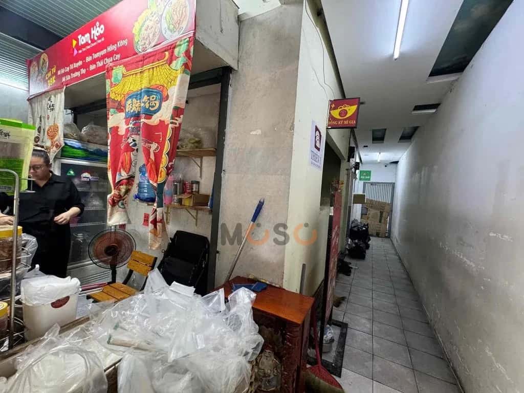 Cho thuê nhà mặt tiền Hoàng Diệu Quận Phú Nhuận, TP.HCM – giá 34 triệu — Hình 2 Cho thuê nhà mặt tiền Hoàng Diệu Quận Phú Nhuận, TP.HCM – giá 34 triệu — Hình 2