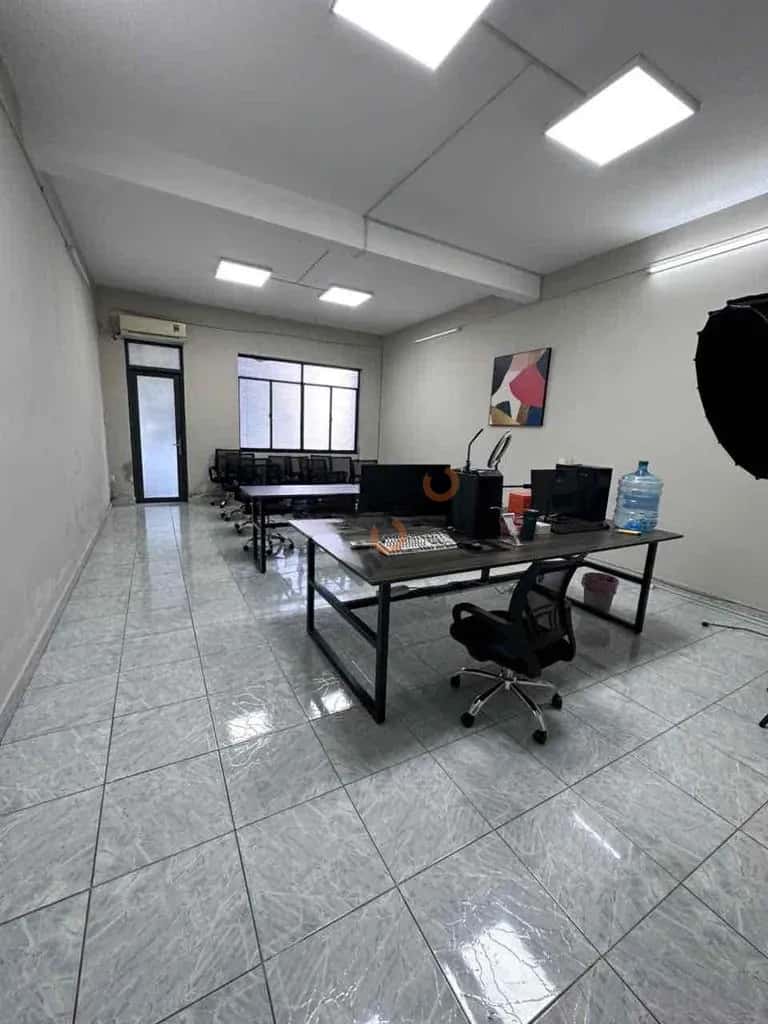 Cho thuê nhà hẻm Đường số 28 Bình Tân, TP.HCM – 8 phòng ngủ, giá 25 triệu — Hình 2 Cho thuê nhà hẻm Đường số 28 Bình Tân, TP.HCM – 8 phòng ngủ, giá 25 triệu — Hình 2