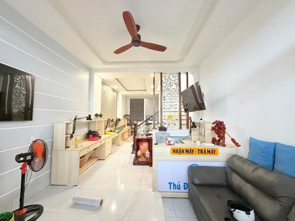 Cho thuê nhà hẻm Đường Linh Đông Thủ Đức, TP.HCM – 3 phòng ngủ, giá 12 triệu Cho thuê nhà hẻm Đường Linh Đông Thủ Đức, TP.HCM – 3 phòng ngủ, giá 12 triệu